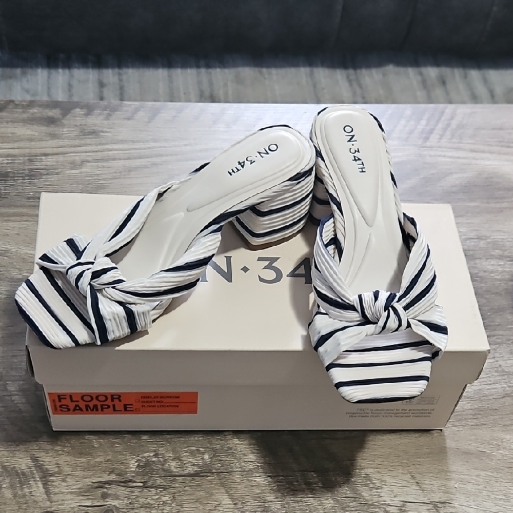 ON-34TH Women's Striped Knotted Sandals - Navy & White